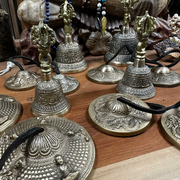 Tibeti Tingsha - Hét Charkra - cca. 7cm-3